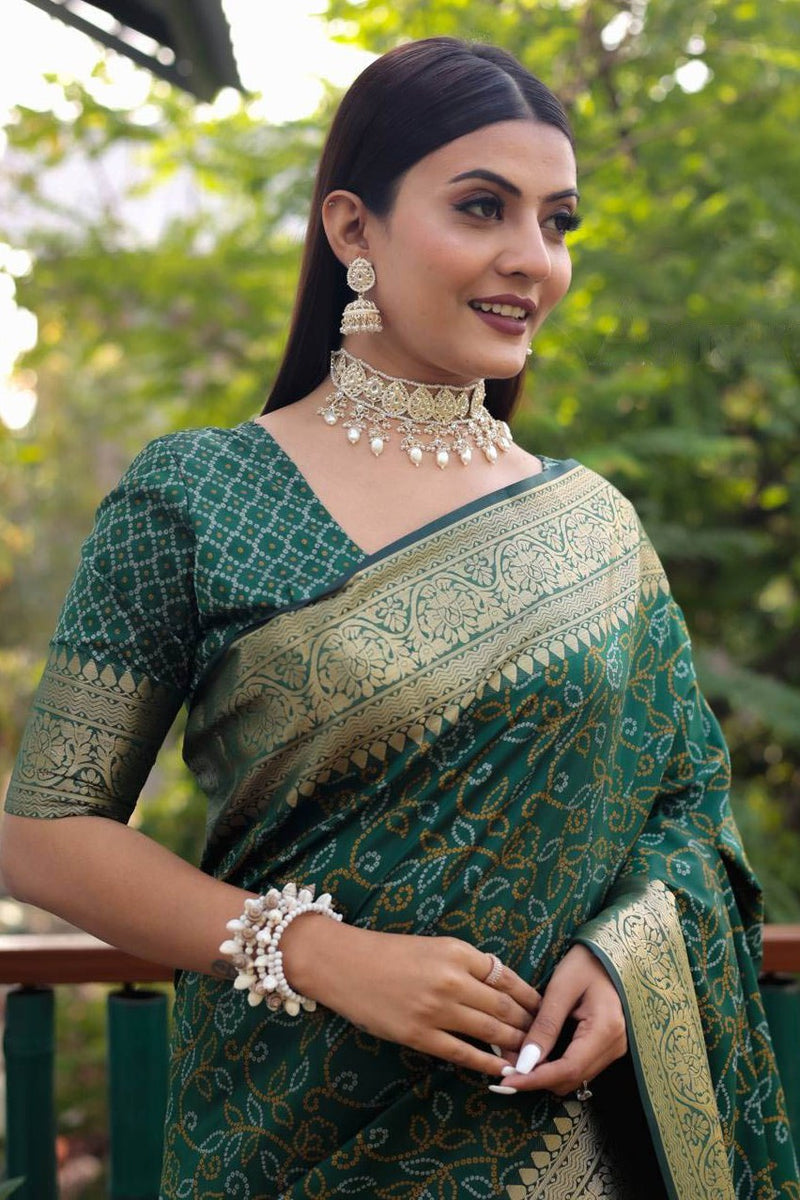 Buy online Sea Green Saree With Pink Embroidered Border, With Matching  Blouse Piece from ethnic wear for Women by Urvashi's for ₹7850 at 3% off |  2024 Limeroad.com